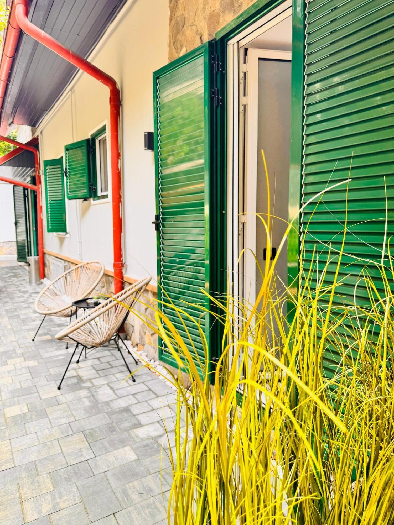 Ylly Aparts Brašov Exteriér fotografie