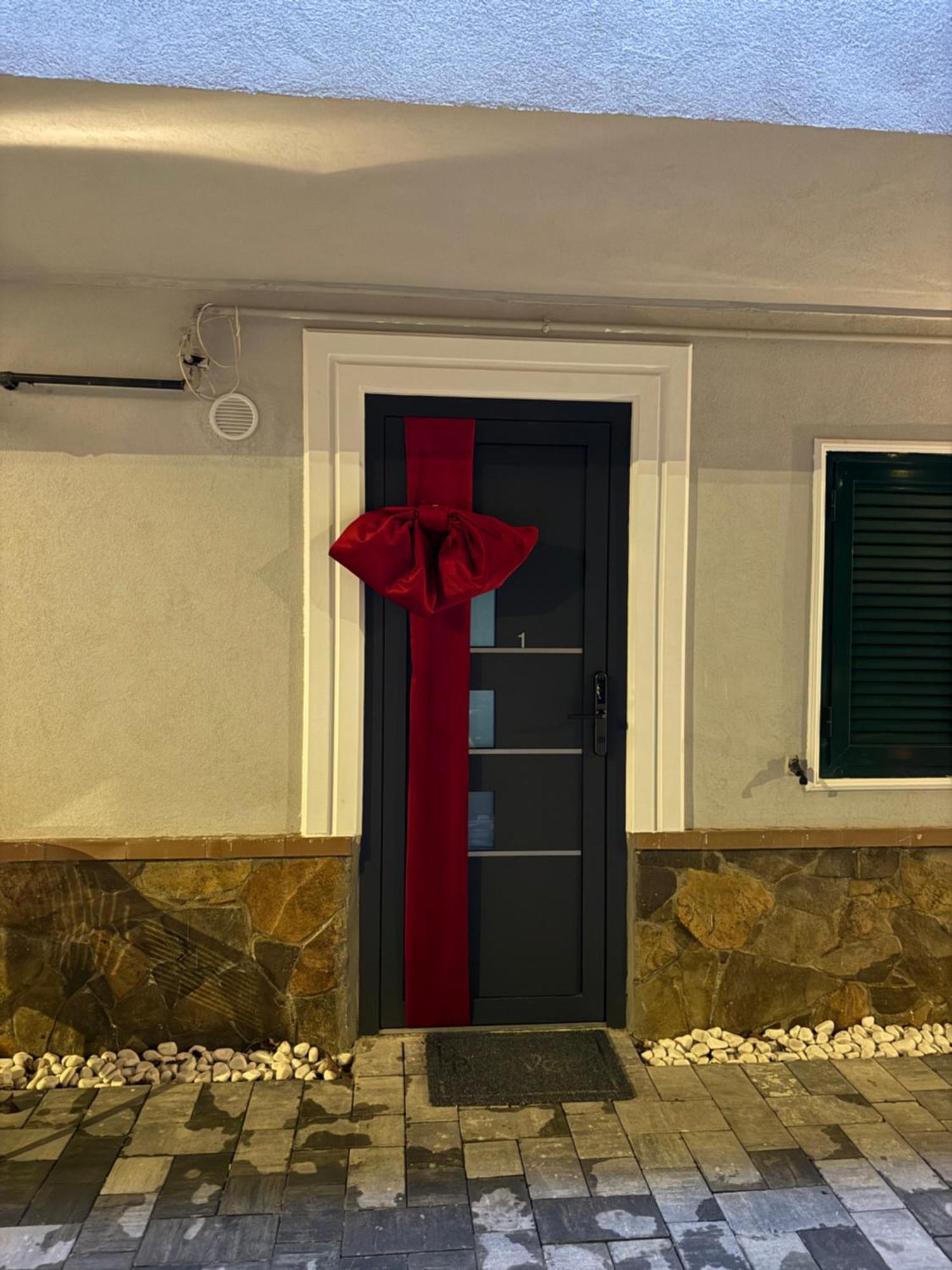 Ylly Aparts Brašov Exteriér fotografie